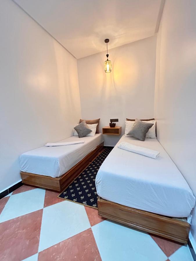 Salam Appartement Climatise Hiver Et Ete Azrou Exterior photo