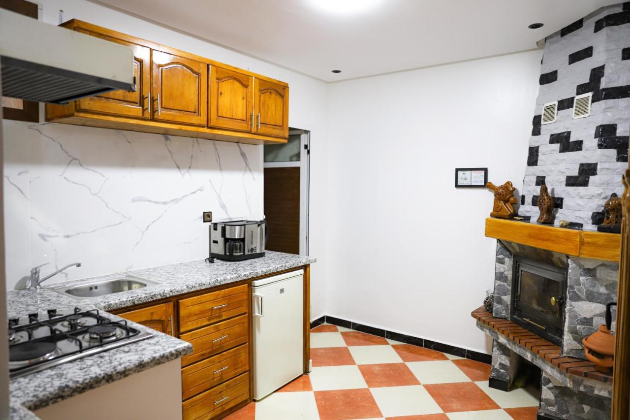 Salam Appartement Climatise Hiver Et Ete Azrou Exterior photo