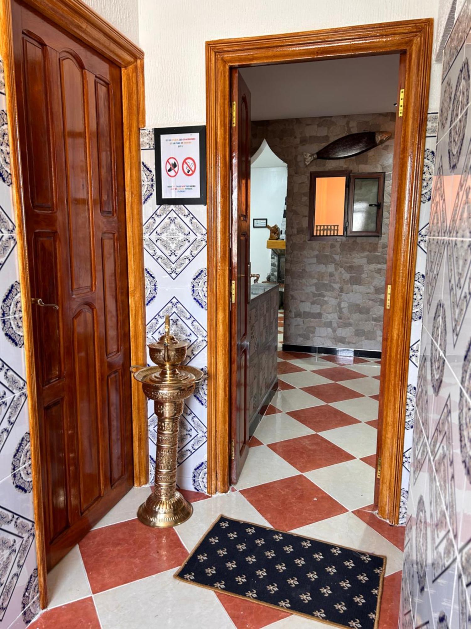 Salam Appartement Climatise Hiver Et Ete Azrou Exterior photo